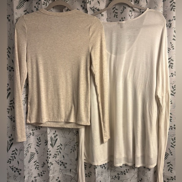 SO Light Beige Long Sleeve Crew Neck Tee and V-Neck White Express Casual Tee - Picture 2 of 2